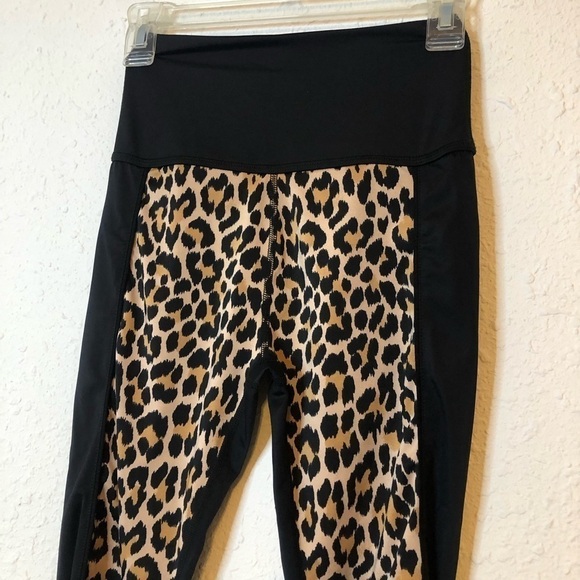 Kate Spade x Beyond Yoga Leopard Full Length Leggings Small - Picture 4 of 9